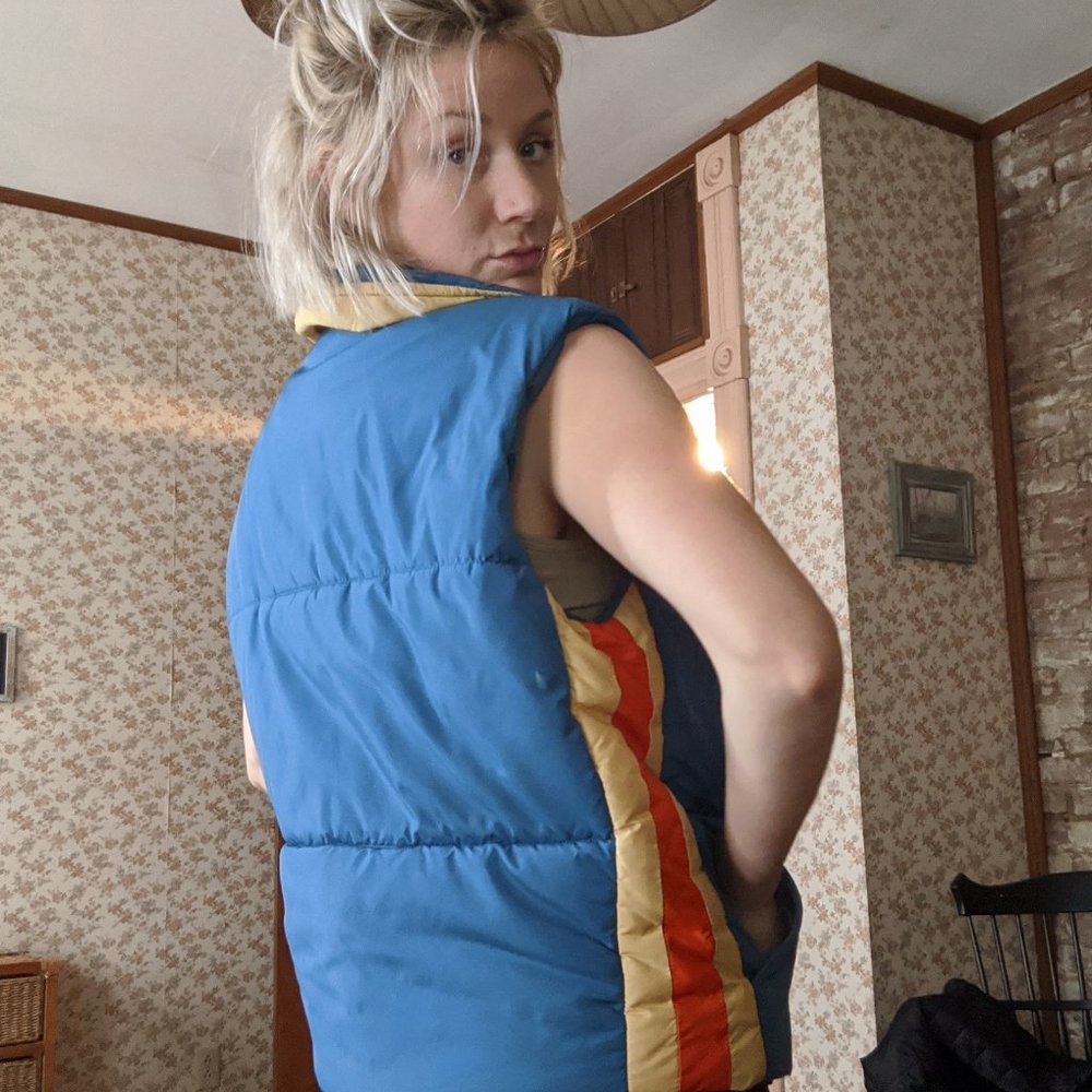 Retro Vest - Picture 3 of 6